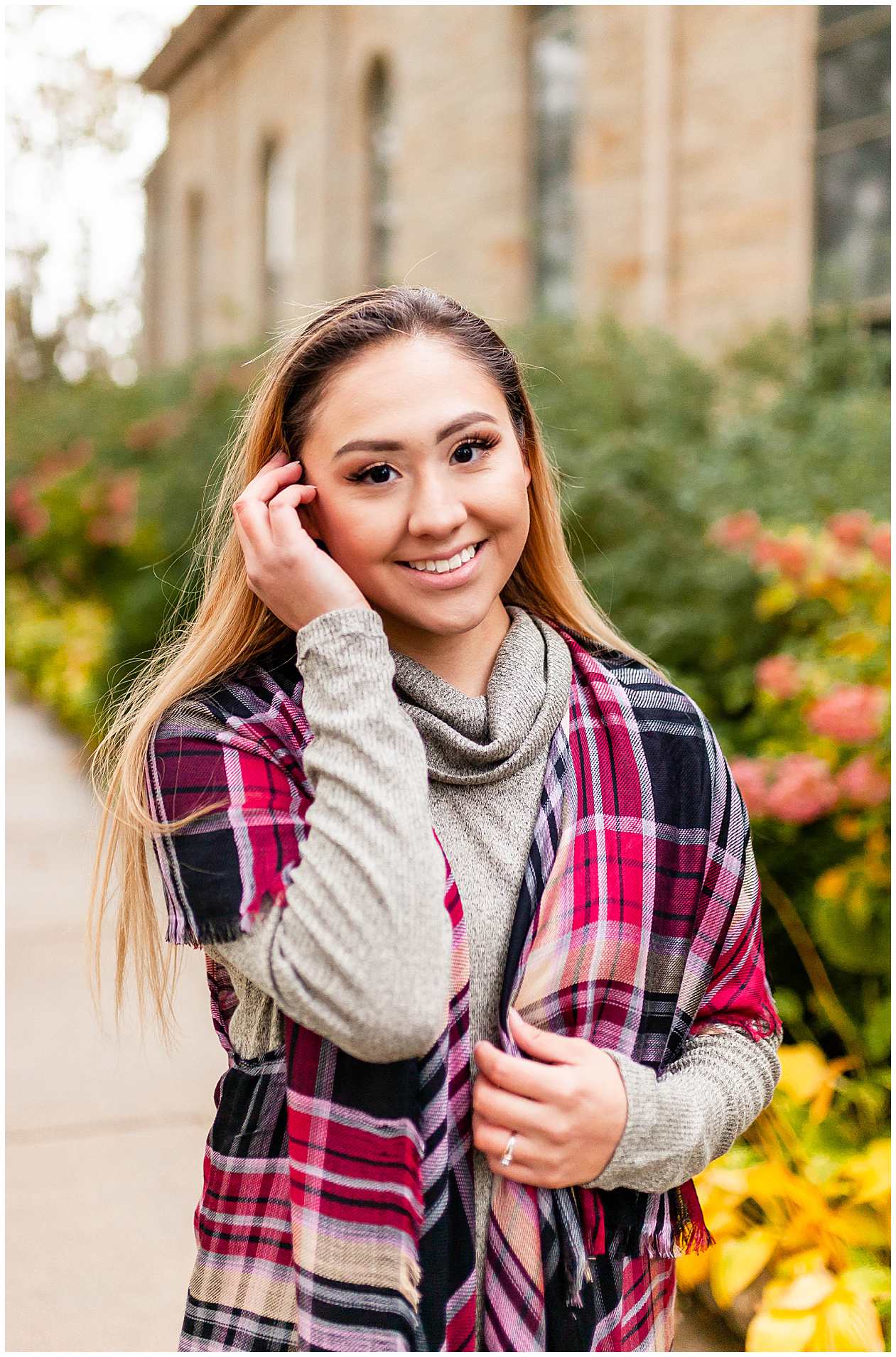 Kankakee-County-Senior-Photographer-Olivet Senior Pictures-Bourbonnais-Illinois-Best-Senior-Photographers