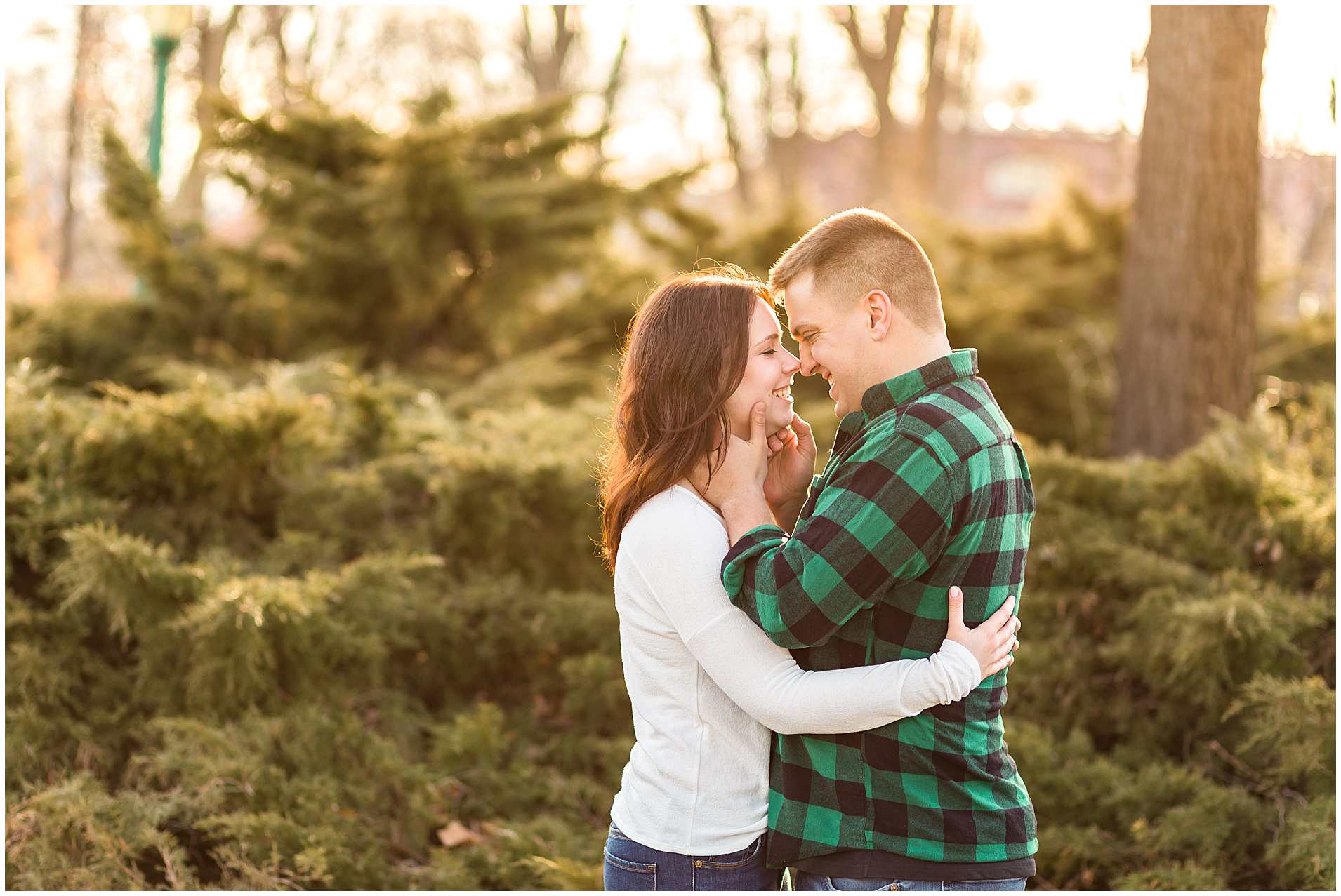 Downtown-Evanston-Wilmette-Illinois-Engagement-Elle-Taylor-Photography-Engagement-Session