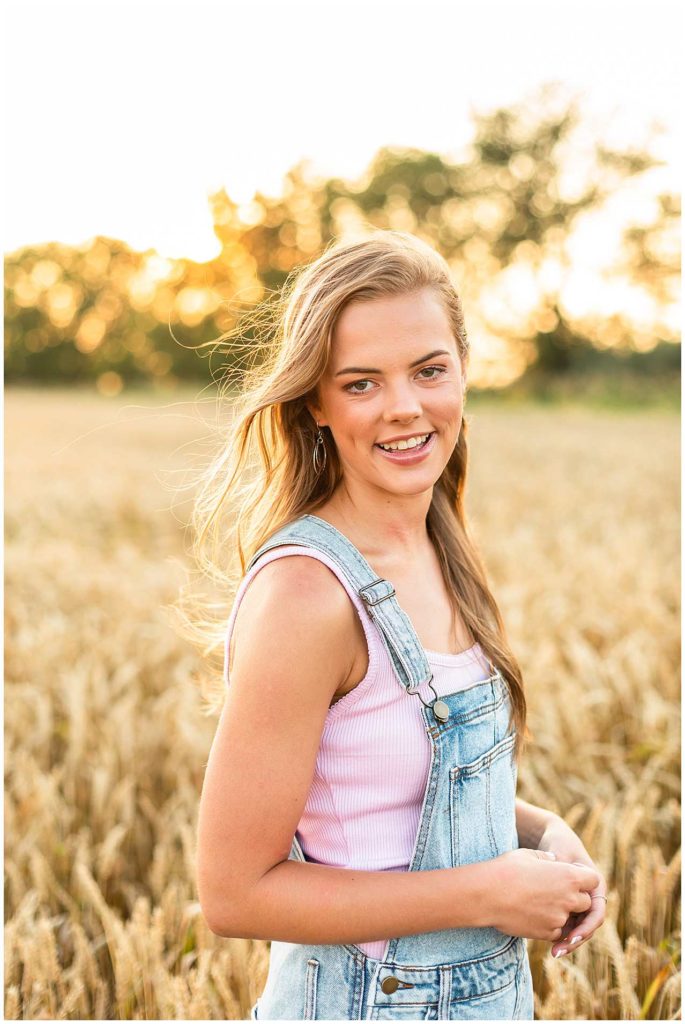 Sunset Senior Pictures in Kankakee Illinois