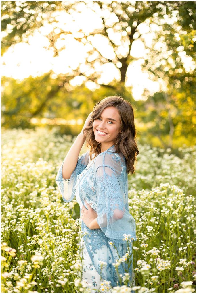 Summer Senior Photo poses with Sunset in Reedsburg Wisconsin