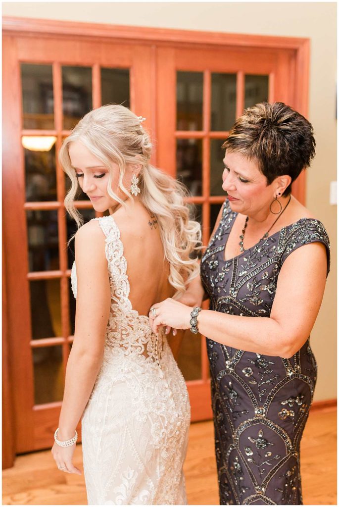 Winter Wedding photos at Perry Farm Park