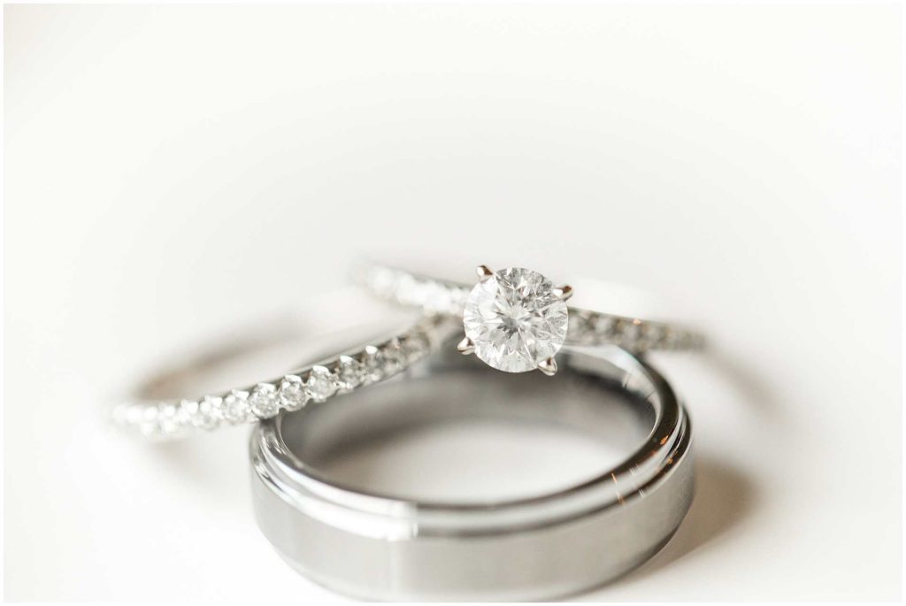 Winter Wedding photos at Perry Farm Park