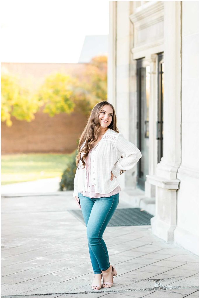 Bourbonnais Senior Photographer-Elle Taylor Photography
