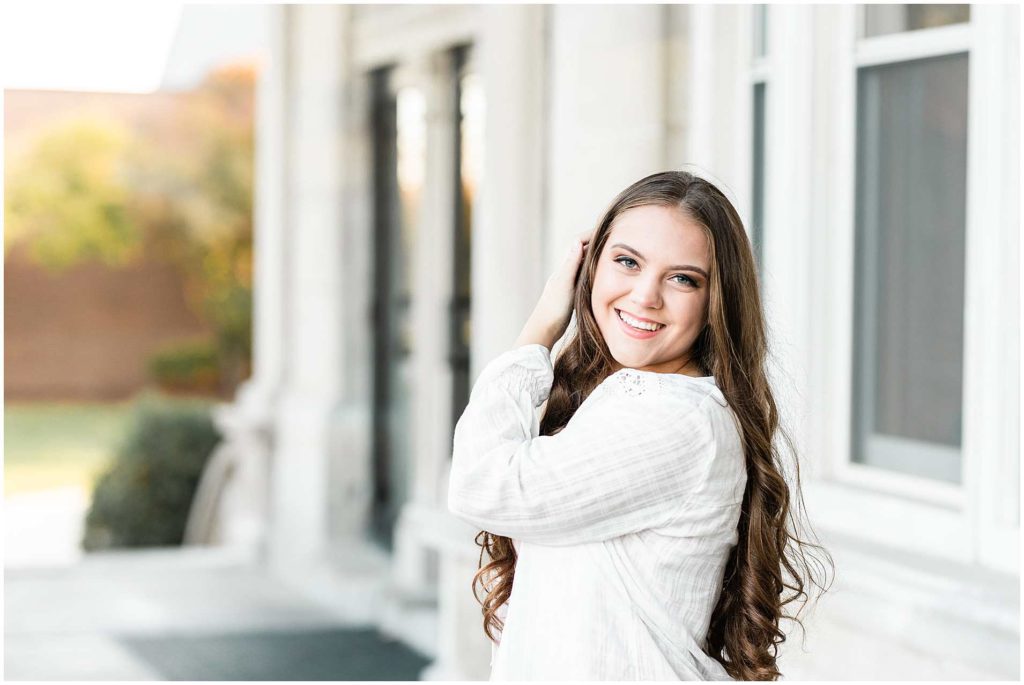 Bourbonnais Senior Photographer-Elle Taylor Photography
