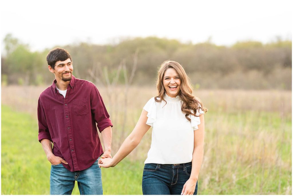 Milford, Illinois Engagement Photos
